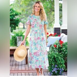 Vintage floral cottagecore farmhand milkmaid midi house dress 100% cotton retro